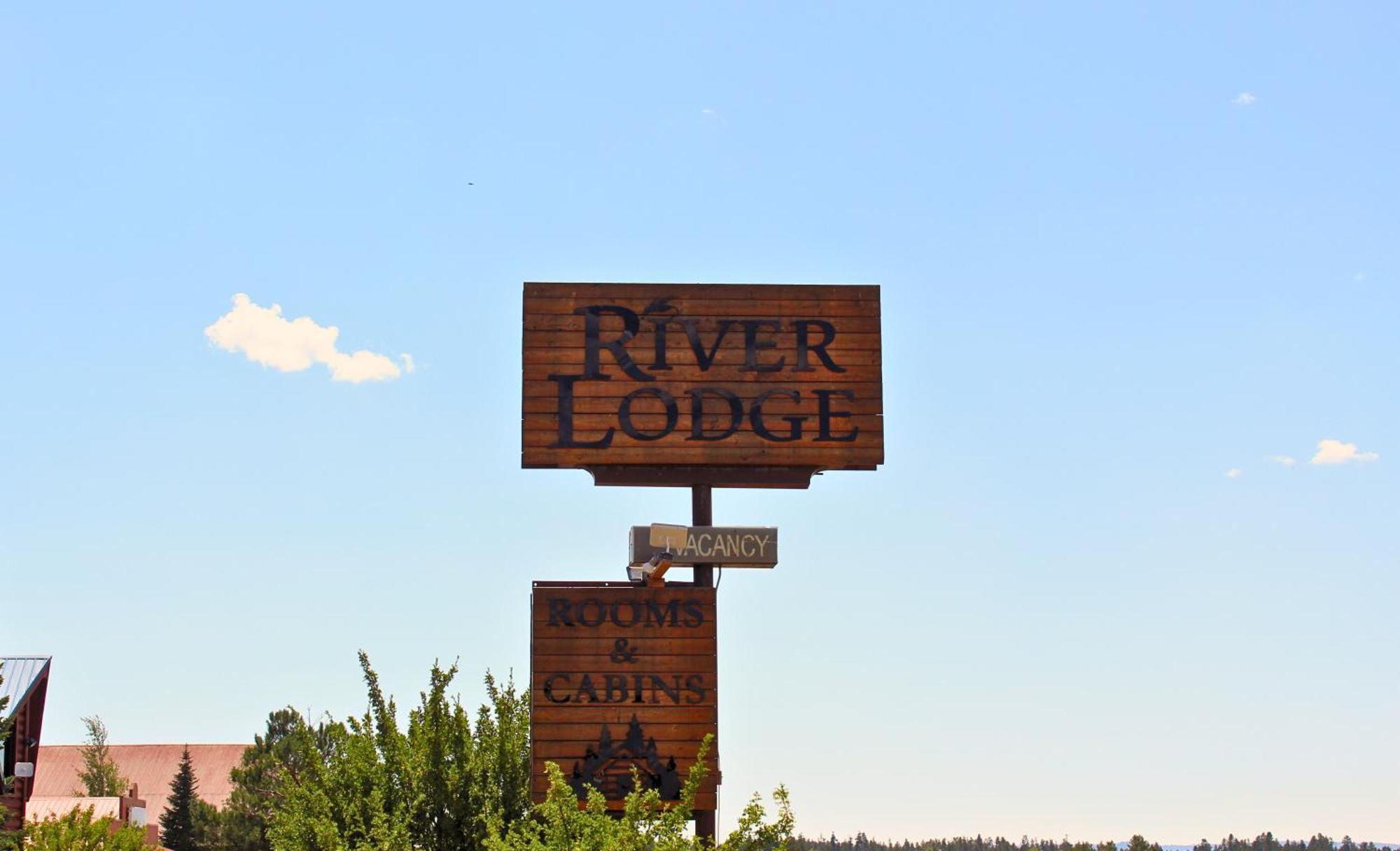 River Lodge Island Park Εξωτερικό φωτογραφία